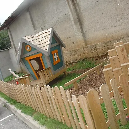 Maison d'hôtes Merkantil Simenta Ilirska Bistrica